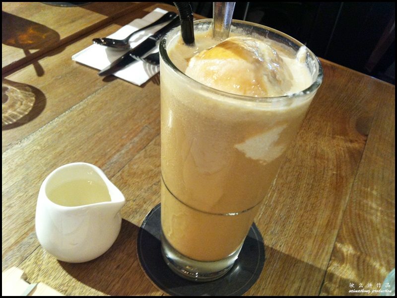 Food Review: Plan B @ Bangsar Village 1 : Australian Iced Coffee (RM11)