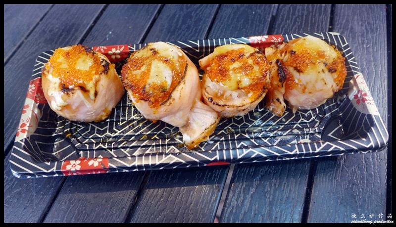 Sydney Fish Market @ Bank St Pyrmont, Sydney : Sushi Roll Premium (.80)