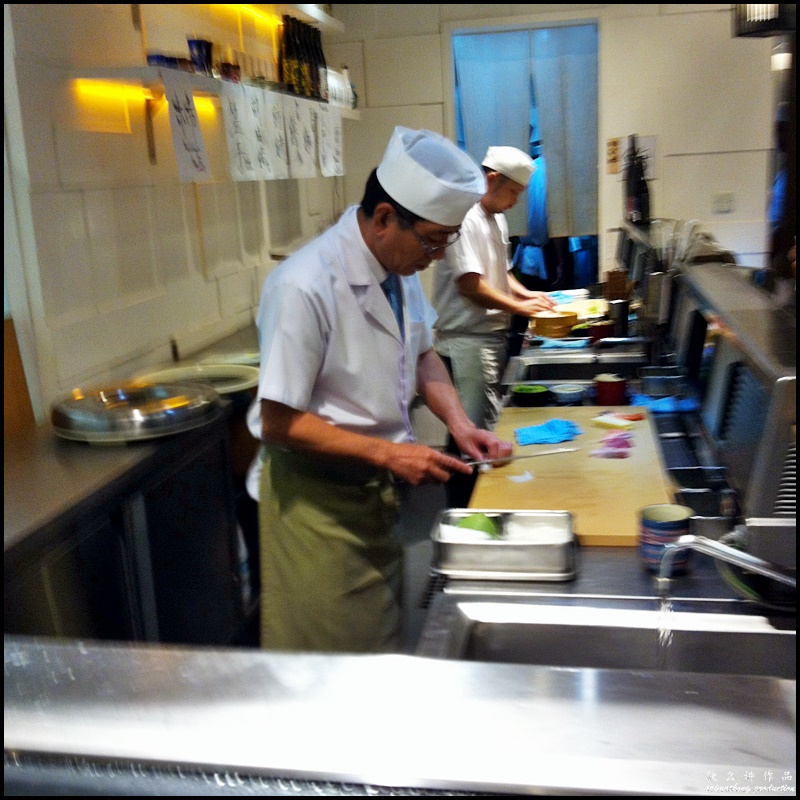 Ichiro Sushi Bar @ Isetan Eat Paradise, 1 Utama : The sushi bar where you can watch the sushi chef prepare sashimi and sushi