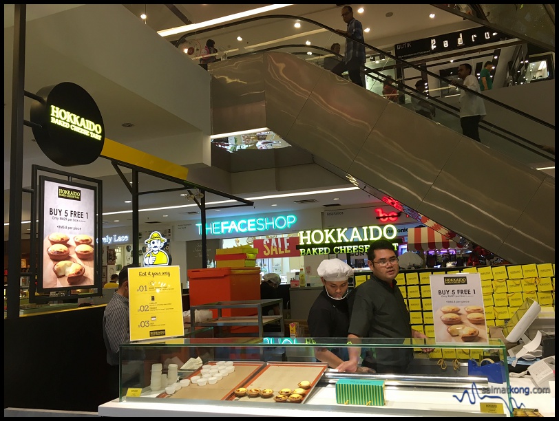 On June 1, Hokkaido Baked Cheese Tart opened its second outlet at Lower Ground Floor of Subang's Empire Shopping Gallery.