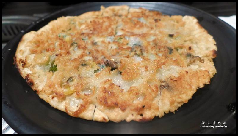 Sydney Madang : Korean BBQ @ Pitt St, Sydney : Seafood Pancake ()