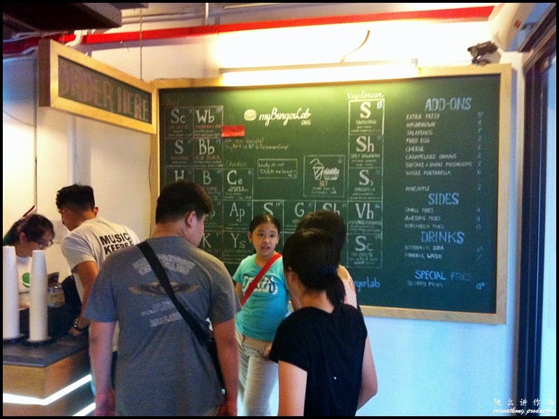 myBurgerLab @ OUG : chalkboard menu