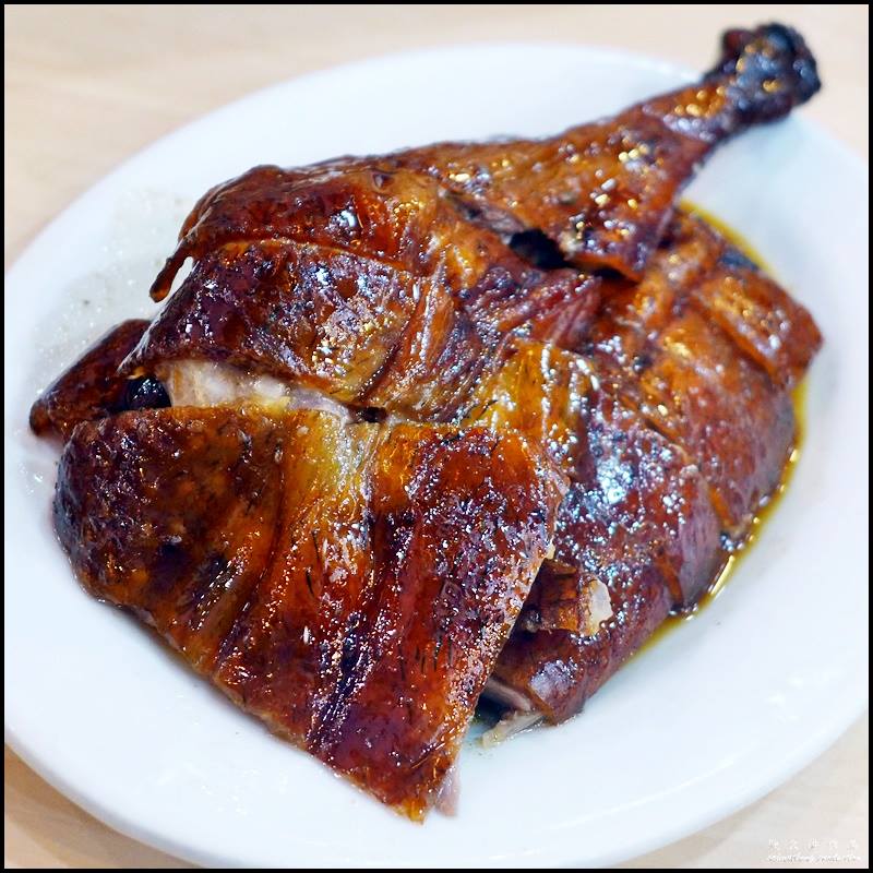 Yat Lok Restaurant : Roast Goose  (一樂燒鵝) @ Central : Quarter Roast Goose with Drumstick