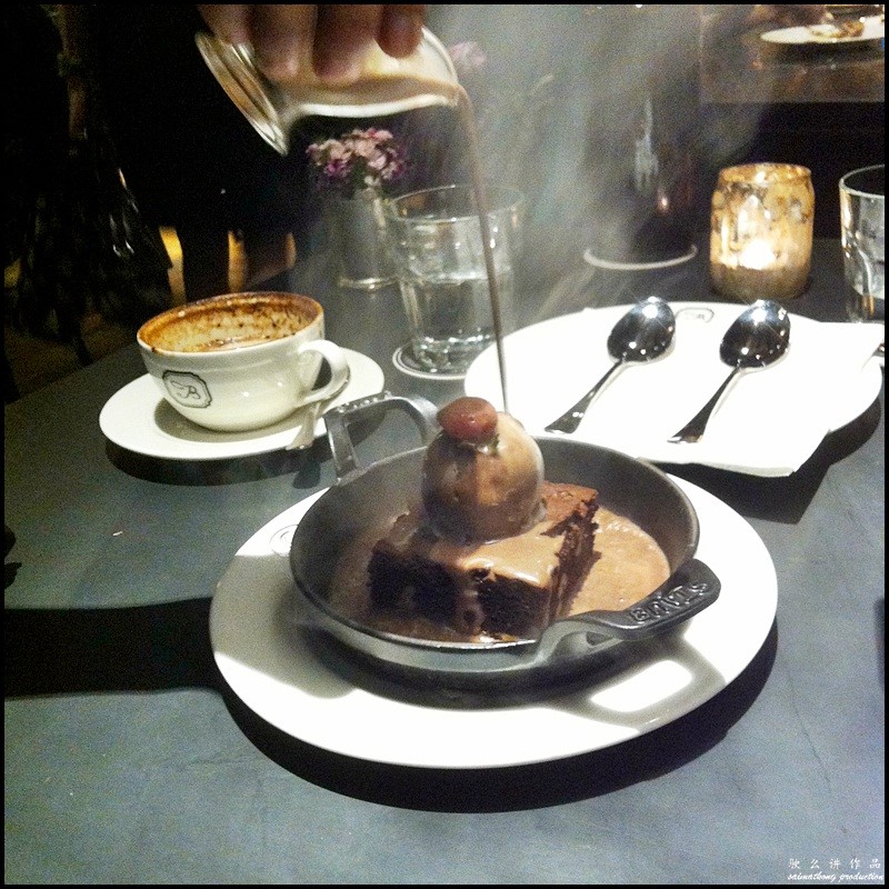 Acme Bar & Coffee (ABC) @ The Troika : Sizzling Brownie & Oreo Ice Cream