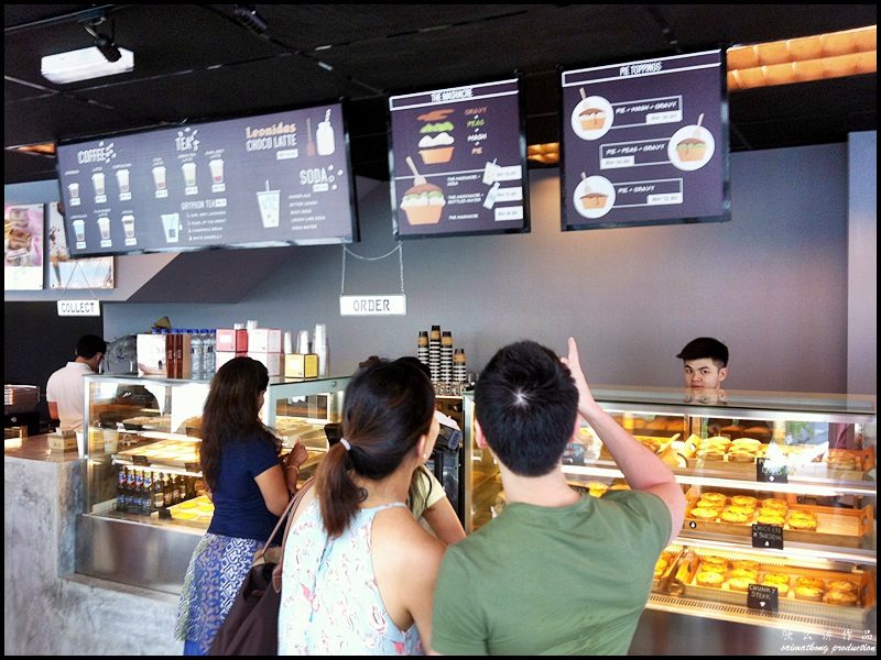 A Pie Thing @ Damansara Uptown, PJ : A Pie Thing is a self service cafe. Browse through the selection of pies at display and place your orders at the counter.