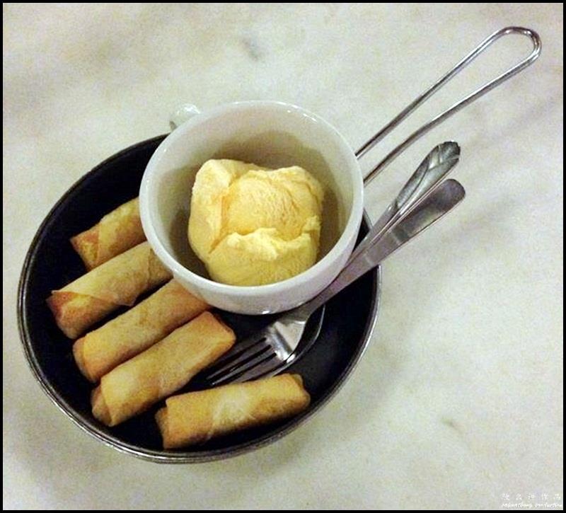 Fat Spoon @ Damansara Uptown : Cempedak Spring Roll with Vanilla Ice Cream (RM12)
