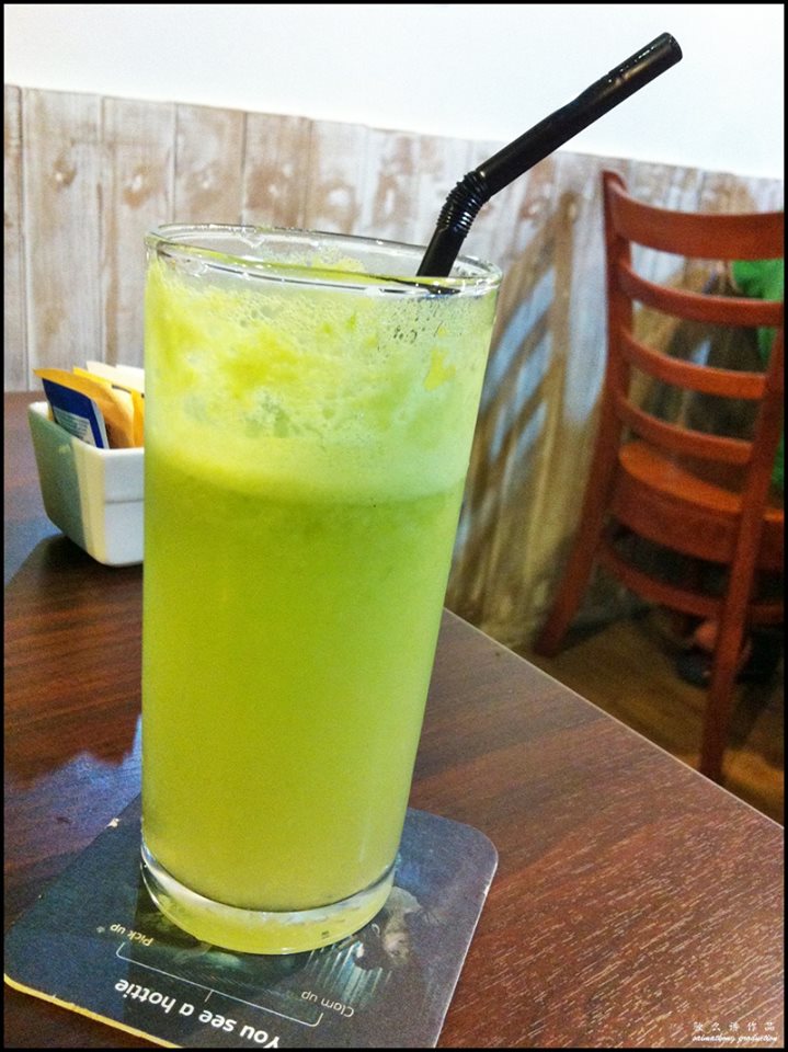 Kalamazoo Restaurant & Cafe @ Aman Suria, PJ : Apple & Lemon Juice (RM8.90)