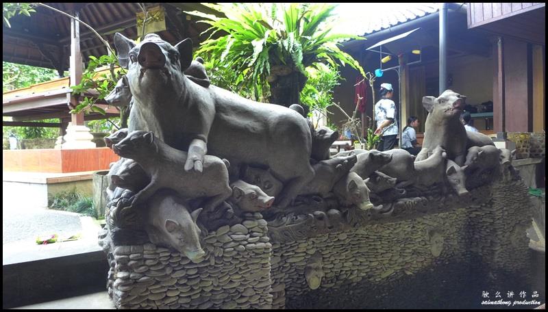 Ibu Oka Babi Guling @ Jalan Tegal Sari, Ubud