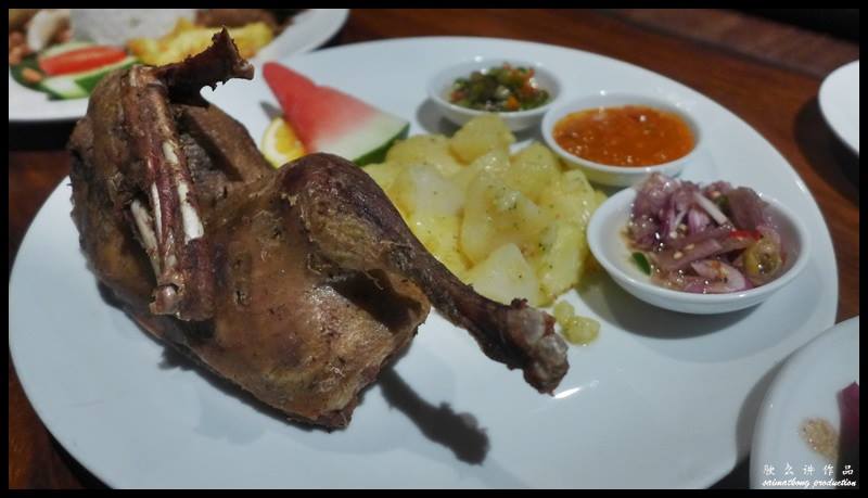 Bebek Bengil (Dirty Duck Diner) @ Jalan Hanoman, Ubud : Bebek Bengil or known as Crispy Fried Duck (92,000 Rupiah)