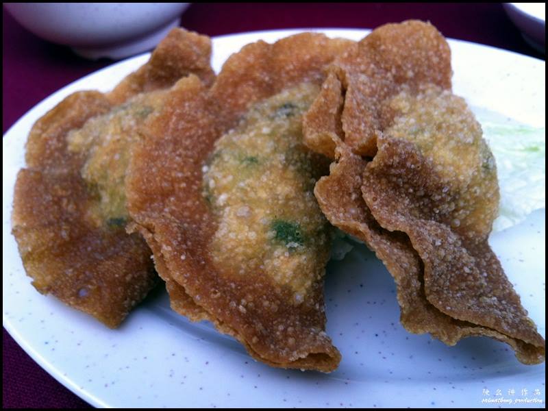 Restaurant Coco Steamboat 可可火锅 @ Bandar Puchong Jaya : Fried Dumpling 炸水餃 (RM6.00)