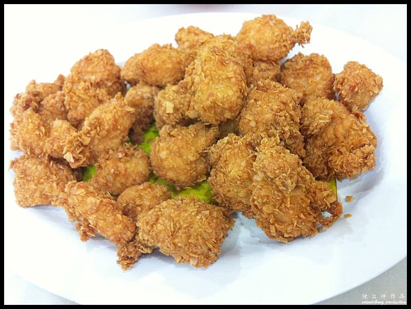 Restoran Hokkien 福建人@ Bandar Puchong Jaya : Deep Fried Chicken with oat 麦香鸡 (RM10)