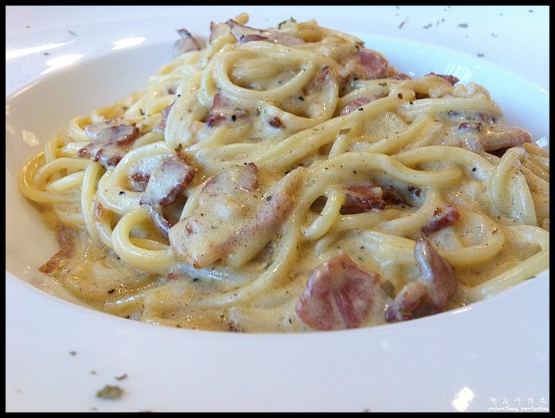 Le Pollidor Cafe.Dining @ Bandar Puteri, Puchong : Alfredo with Bacon (RM18.90)