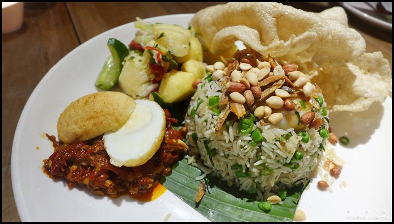 Food Review: Plan B @ Bangsar Village 1 : Nasi Lemak Goreng (RM26)