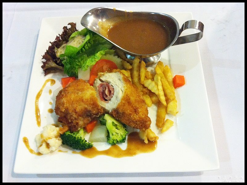 Coliseum Cafe Grill Room Plaza 33 Pj I M Saimatkong