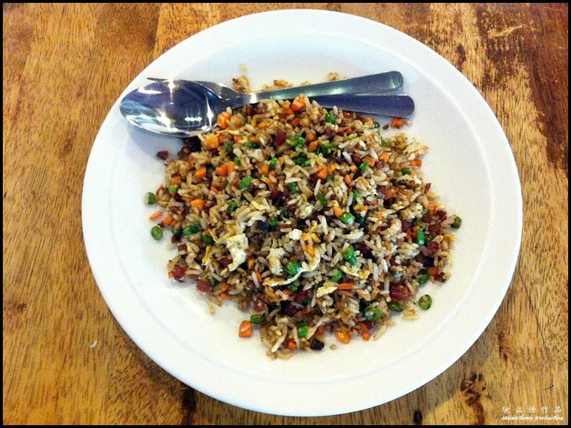 Noodle Village Restaurant 麵香村 @ Bandar Puteri, Puchong : Yang Zhou Fried Rice with Chinese Sausage (RM7.30)