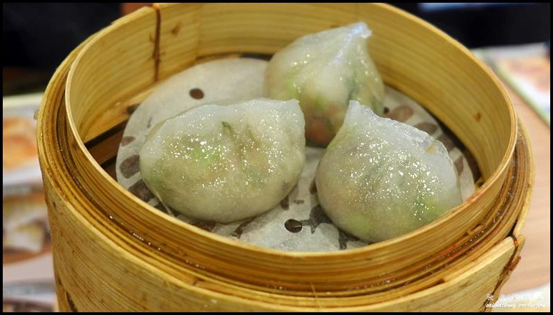 Day 2 in Hong Kong : Tim Ho Wan Dim Sum (添好運點心專門店) @ IFC Mall : Steamed Dumpling in Chiu Chow Style