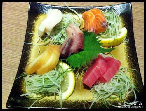 Kagura Sashimi RM27.30 : Makiya Sushi @ Setiawalk, Puchong