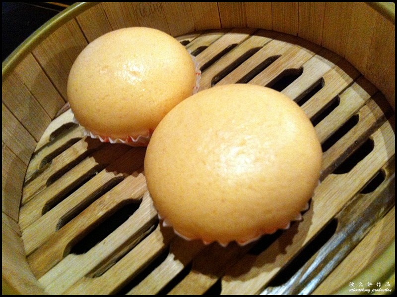 Grand Shanghai Tea House 大上海茶樓 @ Setiawalk, Puchong : Steamed Salted Custard Bun 流沙包 (RM6.60)