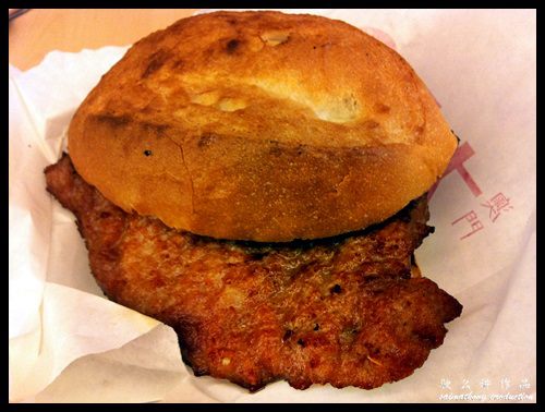 Signature Pork Chop Bun (豬扒包) & Macau Milk Tea RM13.90 : Tai Lei Loi Kei Pork Chop Bun (澳门大利来猪扒包) @ IOI Boulevard, Puchong