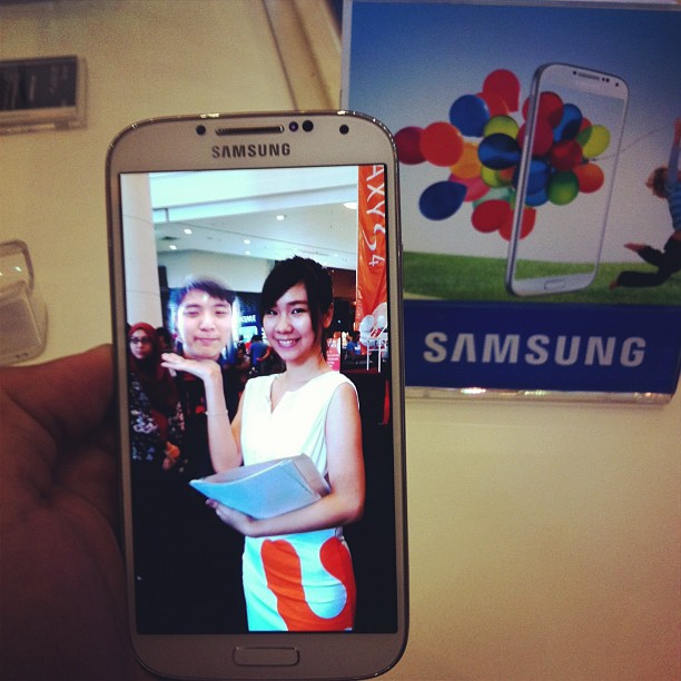 Samsung Galaxy S4 Dual Shot