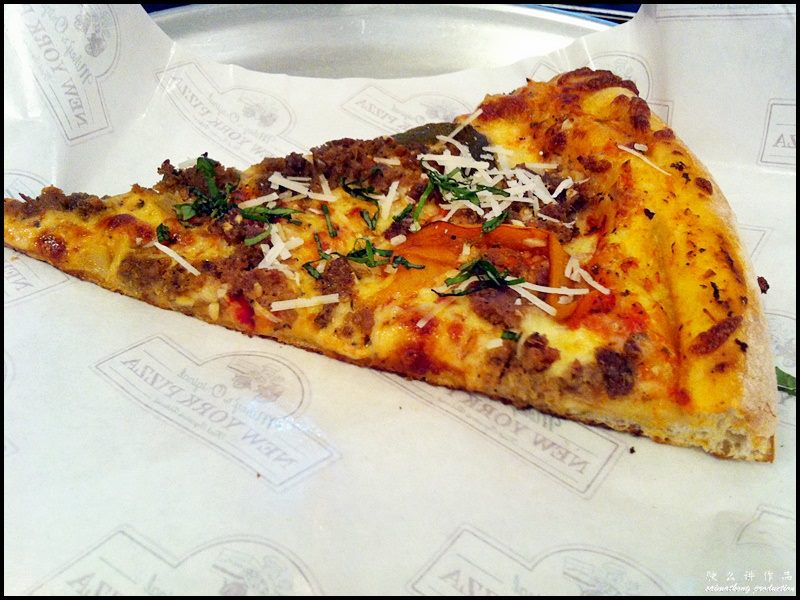 Meatball Pizza (RM10.88 for a slice)