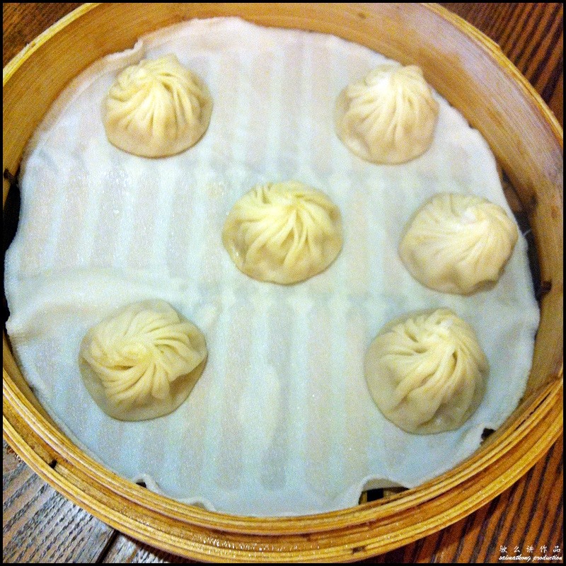 Din Tai Fung (鼎泰豐) @ One Utama : Xiao Long Bao 小笼包 (RM11.20)