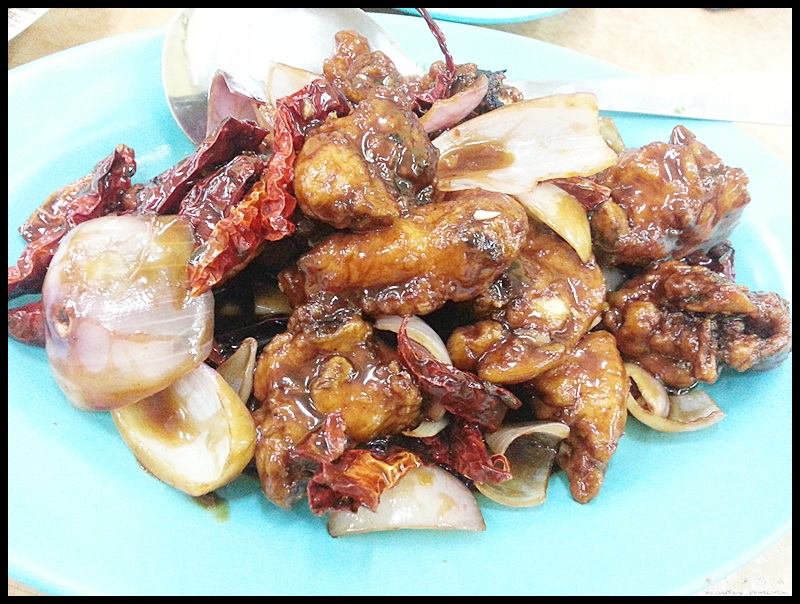 Restoran Lan Je Steamed Fish (兰姐清蒸非洲鱼) : Kung Bou style Chicken (RM8)