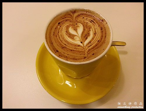 Coffee Stain by Joseph @ Publika : Latte Macchiato RM9.00 (+RM2.00 for double shot)