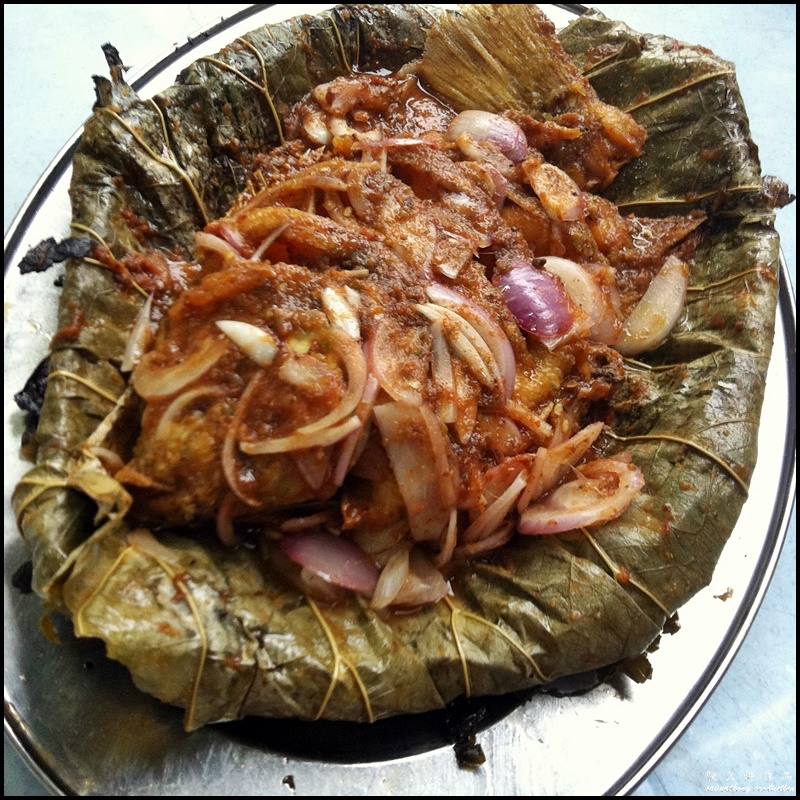 Restoran Choon Sun @ Old Klang Road : Deep Fried Assam Tilapia wrapped with Lotus Leaf (RM36)