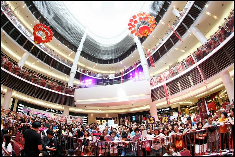 《倩女喜相逢》造势活动 群星向你拜早年! @ Paradigm Mall