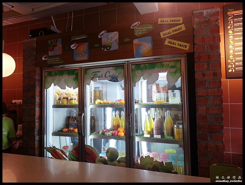 Fresh Code @ Damansara Uptown : The goodness of their fruit juice is, there's no coloring, no flavoring, no preservatives and no sugar added to the fruit juice.