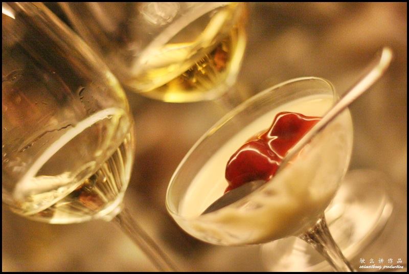 Galerie Du Vin @ Glomac Damansara, KL : Panna Cotta paired with Warburn Estate Gossips Sweet Lips Moscato 2012 & Montes Late Harvest