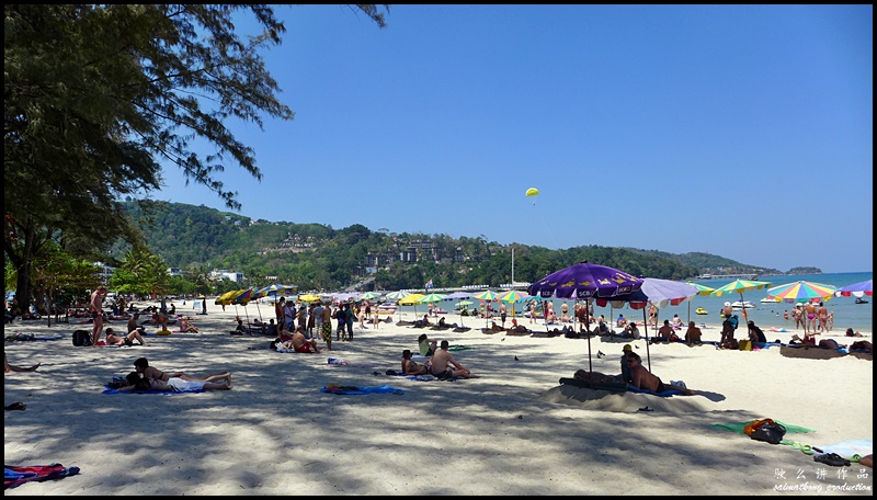 Patong Beach is crowded with tourists throughout the year.