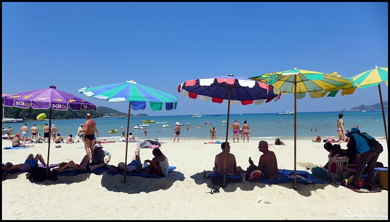 You can actually rent chairs and portable umbrellas from the vendors at Patong Beach or else risk go home burned from the hot sun.