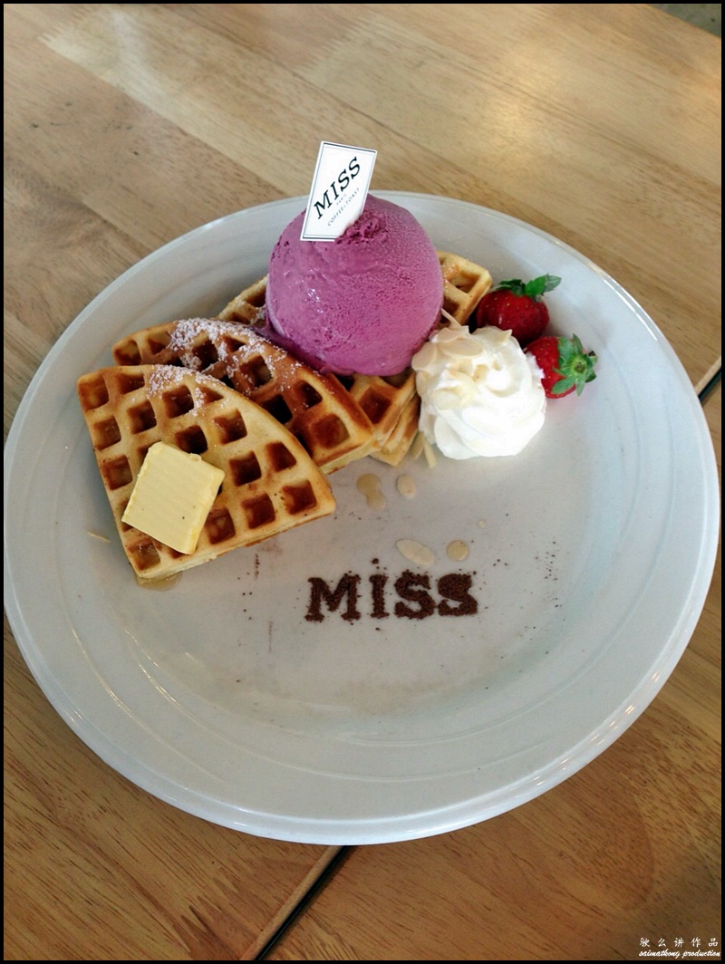 MISS Coffee & Toast @ Puchong Financial Corporate Centre (PFCC), Bandar Puteri : Classic Waffle (RM16)