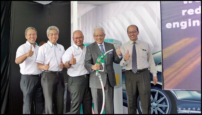 Domestic Trade, Co-operatives and Consumerism Minister, YB Dato' Hamzah Zainudin launched the new fuel at the Technology Park Malaysia PETRONAS Station.