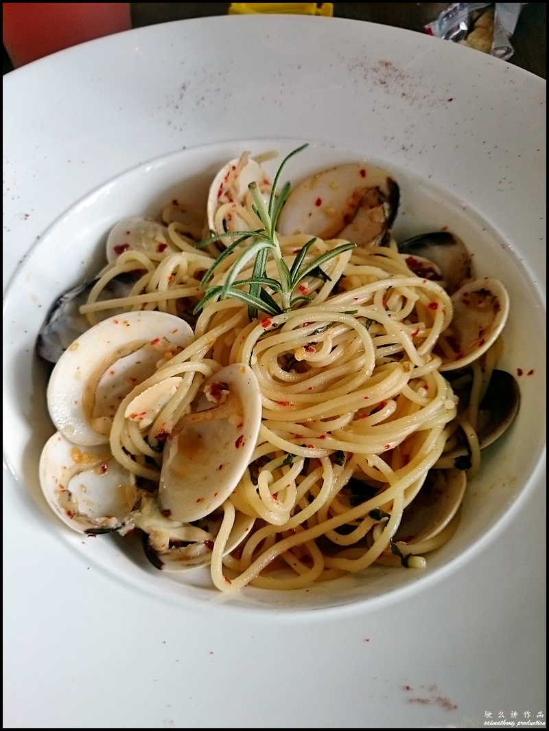 Walnut Cafe & Bar @ PFCC, Bandar Puteri : Spicy Vongole (RM18.90)