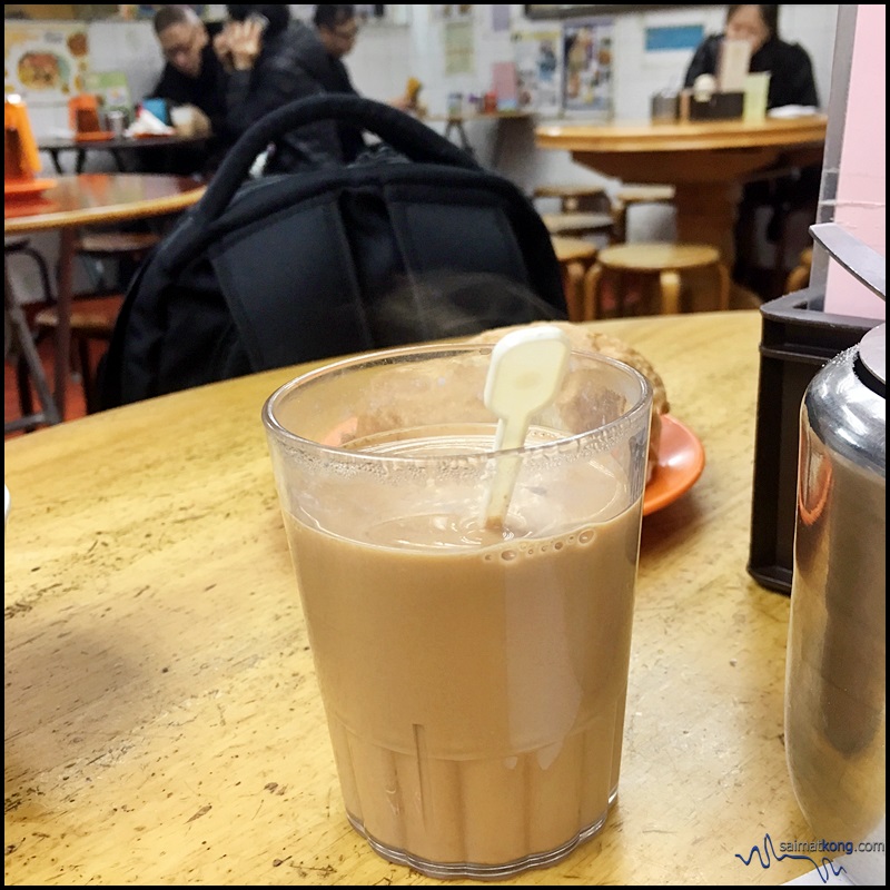 Lan Fong Yuen 蘭芳園絲襪奶茶- 香港中環