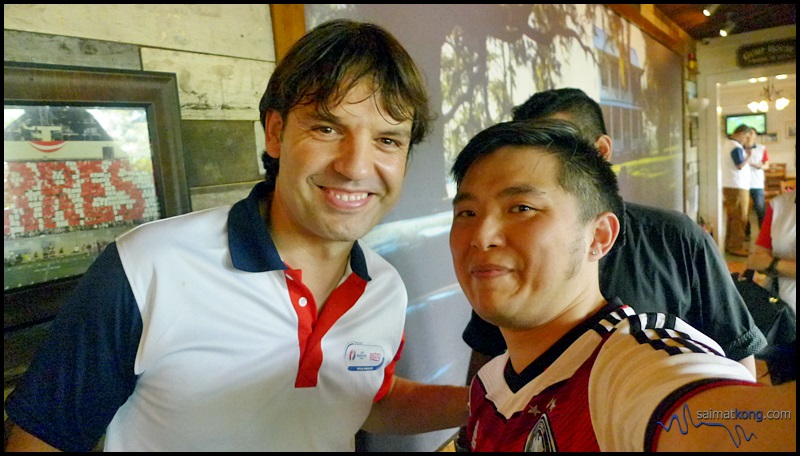 Selfie with Fernando Morientes. He's a nice guy and coincidently we shared the same dream final for Euro 2016 which is Germany vs Spain