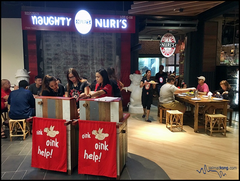 Naughty Nuri opened their second outlet in Subang The Courtyard last year. In case if you don't already know, their first branch was in Desa Sri Hartamas and they recently opened their third outlet in KL Life Centre.