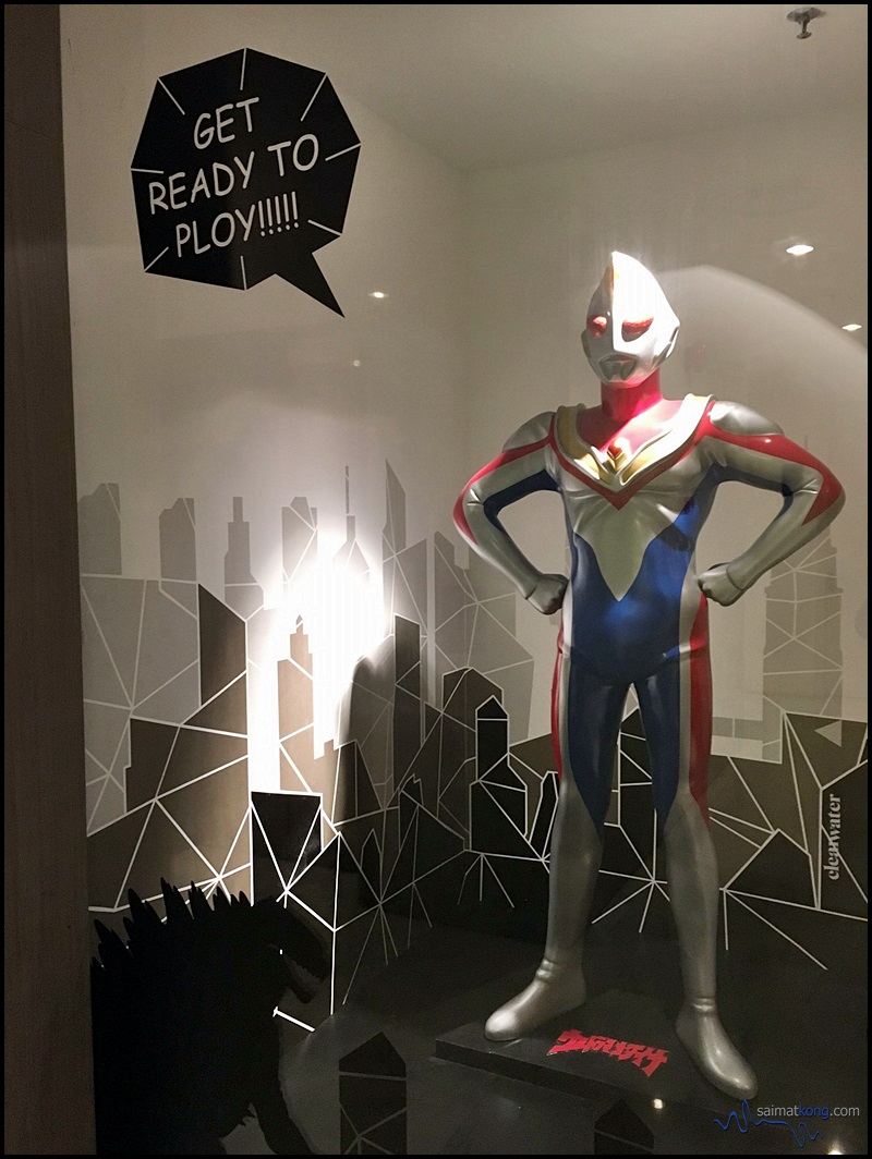 PLOY Japanese Thai Fusion Restaurant @ WORK Clearwater Damansara Heights - Spotted an Ultraman...even Ultraman loves this place! 