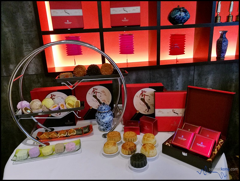  was recently invited to sample a selection of handcrafted traditional baked and snowskin mooncakes from Dynasty Restaurant at Renaissance Kuala Lumpur Hotel.