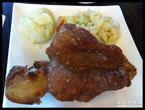 Crispy Pork Knuckle - Ribs @ Oasis, Bandar Utama