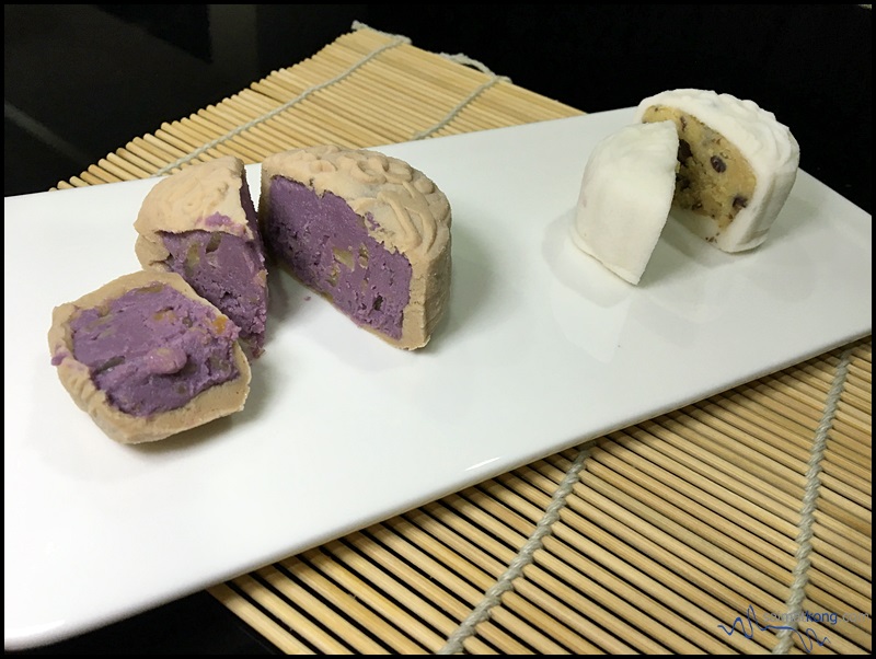 Handcrafted Mooncakes from Celestial Court (天宝阁), Sheraton Imperial KL : Teh Tarik Yam Paste with Macadamia Nuts & Salted Caramel Azuki Bean.