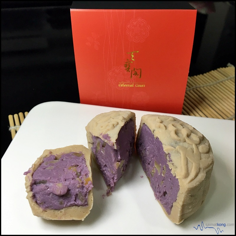 Handcrafted Mooncakes from Celestial Court (天宝阁), Sheraton Imperial KL : Mini Snow Skin Teh Tarik Yam Paste with Macadamia Nuts has a crunchy texture of macadamia nuts that will appeal to those who love nuts
