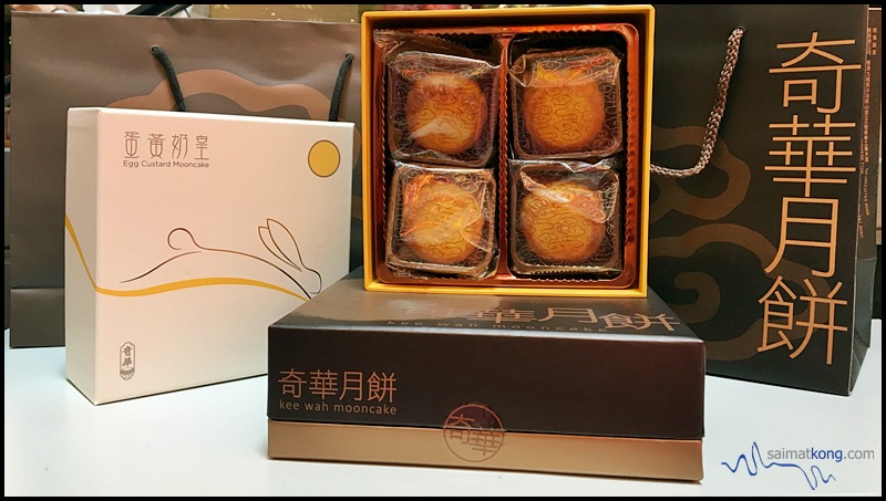 Mid-Autumn Festival 2016 : Kee Wah Bakery (奇華餅家) Mooncake from Hong Kong : Mini Egg Custard Mooncake (RM105/box of 8pcs)