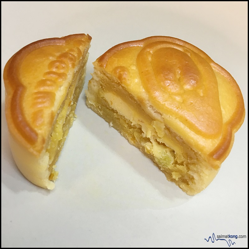 Good Chen (谷城饼棧) Mooncake : The "I don't want" mooncake with lemon orange cheese creates a well-balanced sweet and tangy flavour.