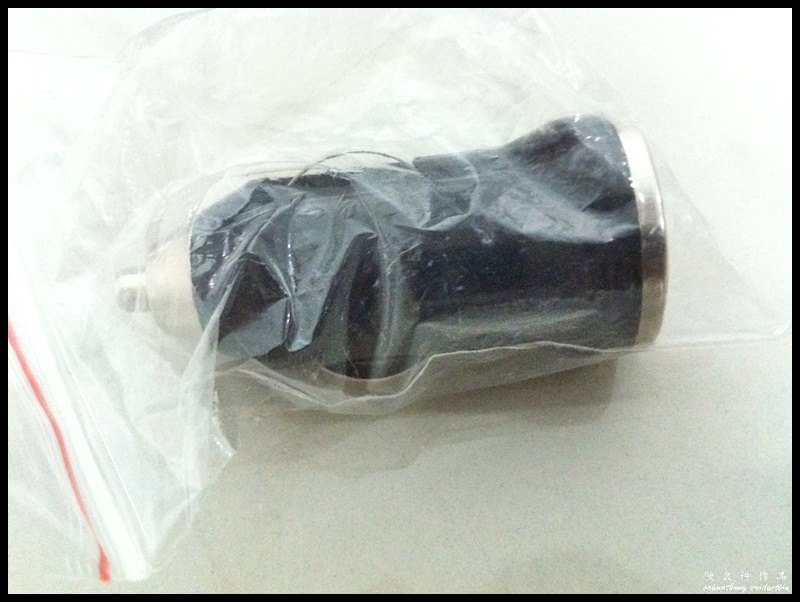 Black USB Car Charger for iPhone 4
