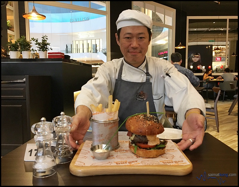 Heading the kitchen is Chef Dallan Tan, who is also a co-partner of D'Empire Art Of Cuisine with more than 10 years of experience in traditional Western cuisine.