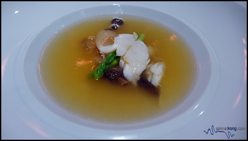 MIGF 2016 Menu @ Dynasty Restaurant, Renaissance Hotel KL - Lobster consommé, morel mushroom with fresh crab meat and sea treasure.